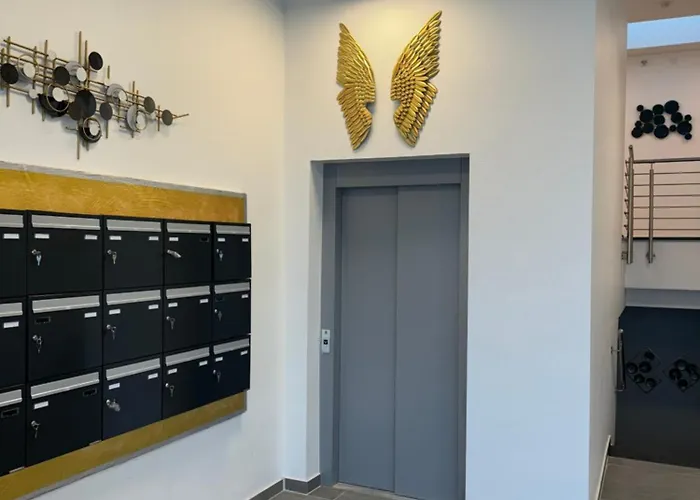 Zeitperlewohnen Beige Apartament